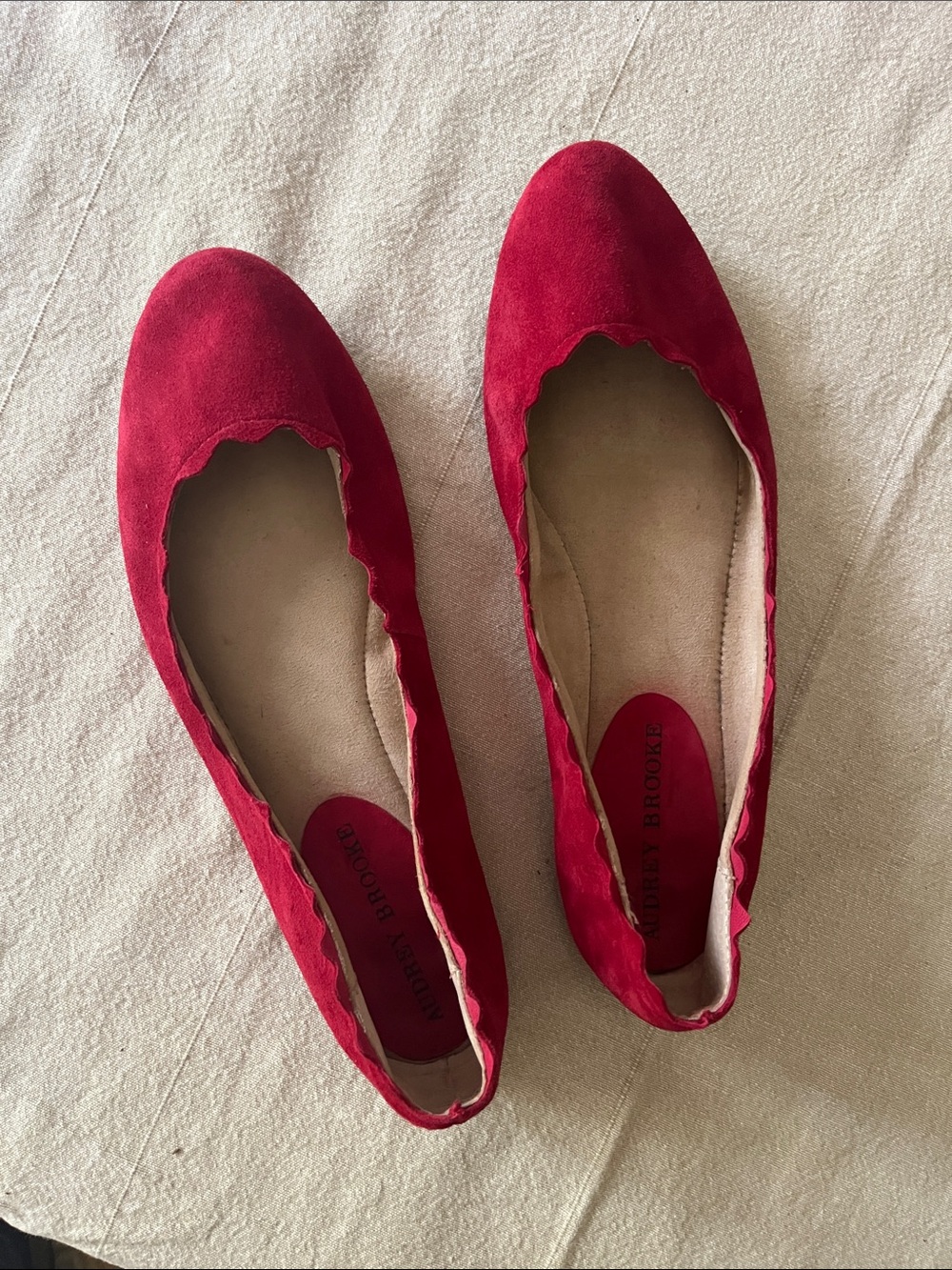 Audrey Brooke Red Scallop-Edge Ballet Flats
